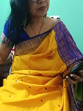 Snapshot of Saroj-Shah chatting on May 11, 4:04 pm Saroj-Shah online show from May 11, 4:04 pm