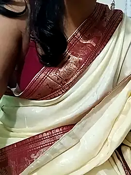 Snapshot of Saroj-Shah chatting on July 2, 3:23 am Saroj-Shah online show from July 2, 3:23 am