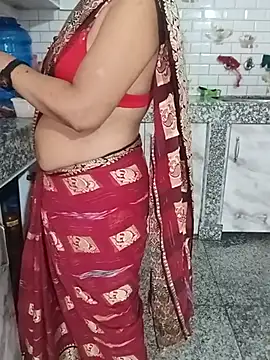Snapshot of Saroj-Shah chatting on July 7, 3:09 am Saroj-Shah online show from July 7, 3:09 am