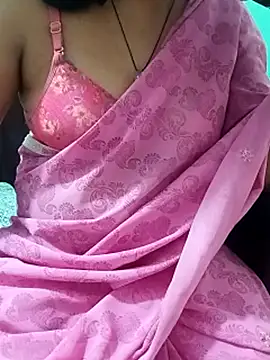 Snapshot of Saroj-Shah chatting on July 19, 6:39 am Saroj-Shah online show from July 19, 6:39 am