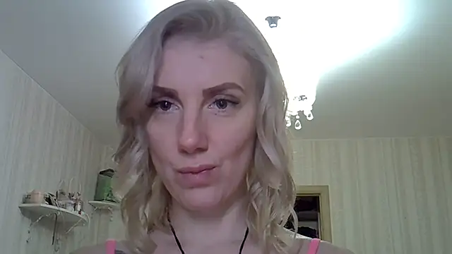 Snapshot of Pabonya91 chatting on December 6, 3:44 pm Pabonya91 online show from December 6, 3:44 pm