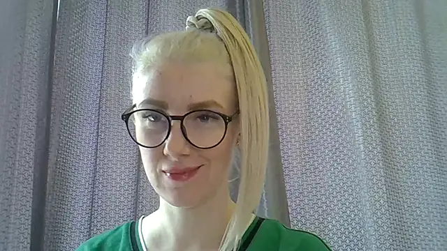 Snapshot of Pabonya91 chatting on March 18, 12:14 pm Pabonya91 online show from March 18, 12:14 pm