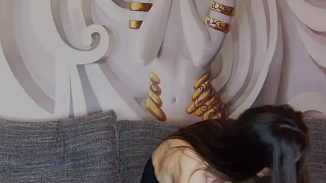 Snapshot of hailey_peach chatting on February 21, 6:09 pm hailey peach online show from February 21, 6:09 pm