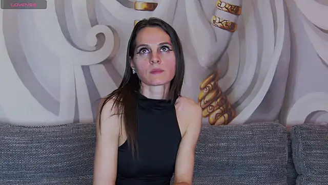 Snapshot of hailey_peach chatting on April 14, 5:41 pm hailey peach online show from April 14, 5:41 pm