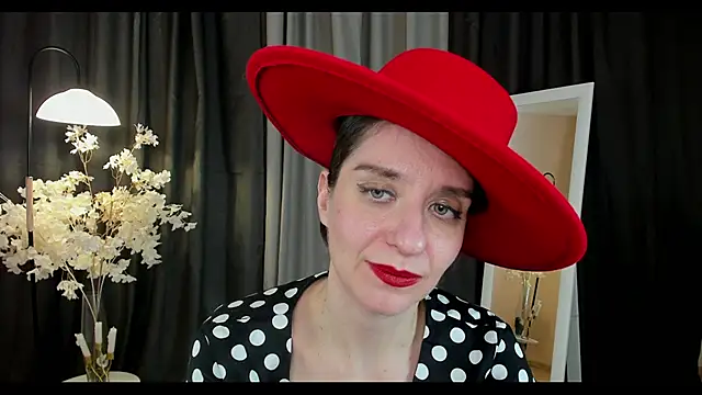 helentasty online show from February 7, 9:26 am