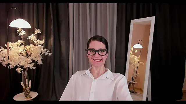 helentasty online show from February 9, 9:37 am