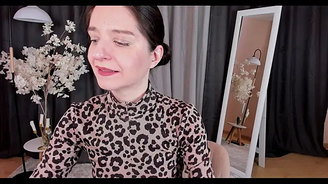 helentasty online show from February 28, 2:31 am