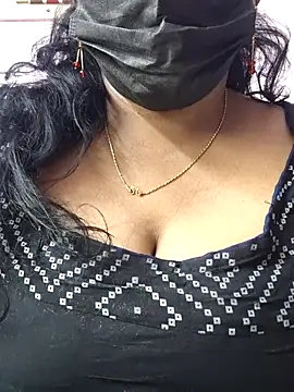 mallu-sumi online show from January 8, 2:47 am