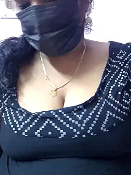 mallu-sumi online show from February 8, 6:44 pm