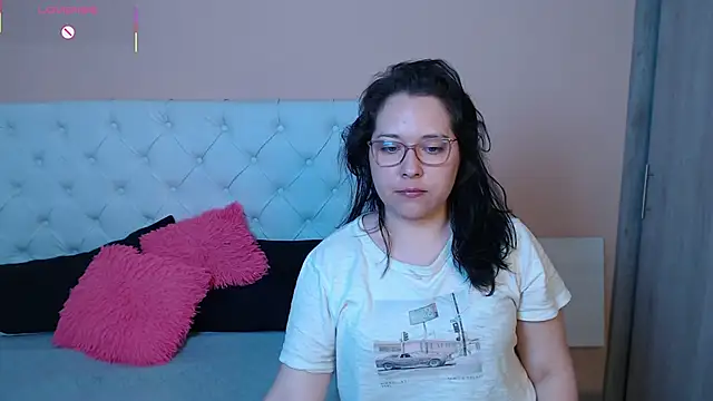 May Carlier online show from January 17, 12:48 am