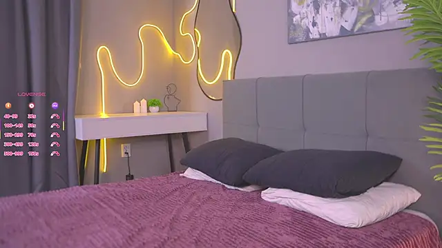 AudreyBrooks  online show from October 28, 7:34 am