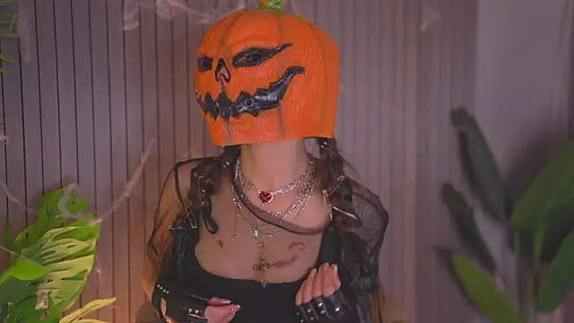 AudreyBrooks  online show from October 31, 7:42 am