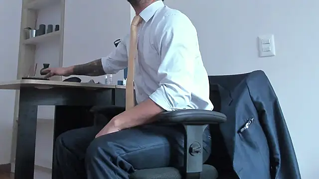 pablo-rincon95 online show from February 21, 2:16 pm