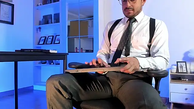 pablo-rincon95 online show from May 29, 12:47 pm