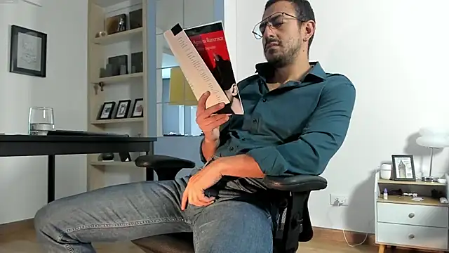 pablo-rincon95 online show from June 1, 3:47 pm