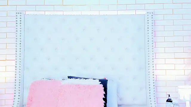 Krystal cambell1 online show from March 5, 8:16 pm