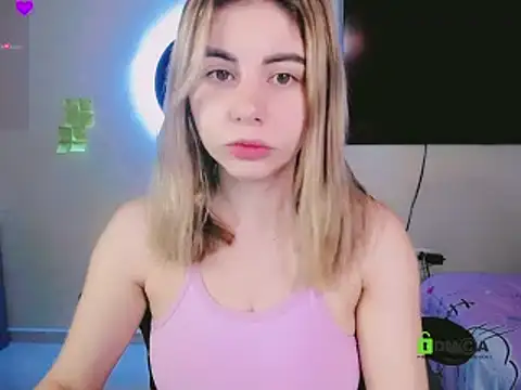 ARIA SUGARUB online show from December 5, 10:12 am