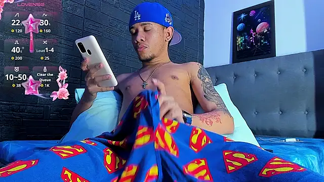 Romancartier 1 online show from January 10, 6:04 am