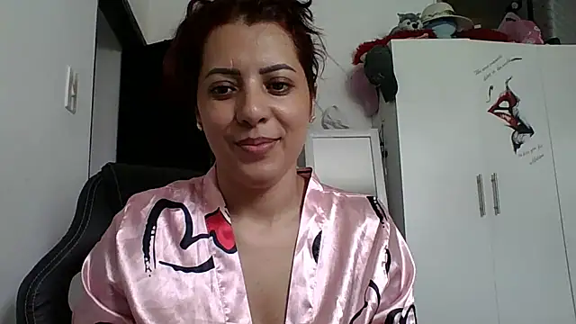 Anne kis online show from February 1, 7:13 pm