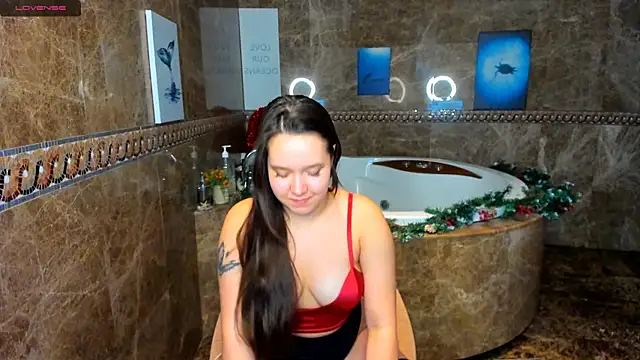 Snapshot of Mira_Karter chatting on January 8, 7:55 am Mira Karter online show from January 8, 7:55 am