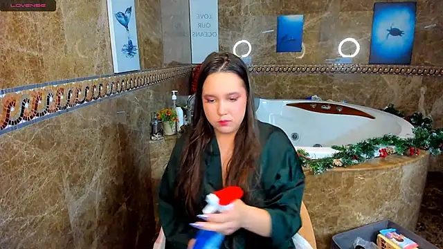 Snapshot of Mira_Karter chatting on January 12, 7:53 am Mira Karter online show from January 12, 7:53 am