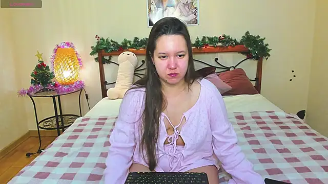 Snapshot of Mira_Karter chatting on January 22, 1:42 am Mira Karter online show from January 22, 1:42 am