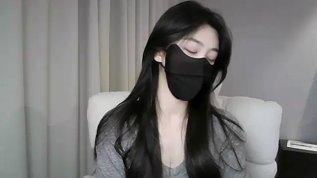 xiaxia-baby  online show from December 17, 4:57 pm