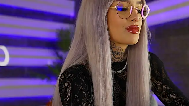 blondie muller online show from November 27, 8:55 pm