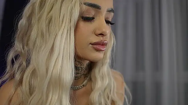 blondie muller online show from March 25, 8:48 pm