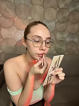 Snapshot of Kitty_Katrine chatting on October 12, 1:32 pm Kitty Katrine online show from October 12, 1:32 pm