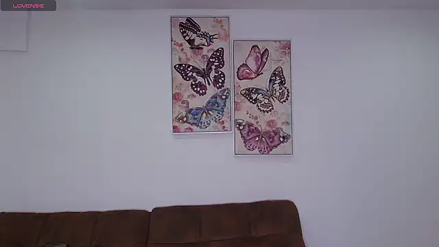 dolcebella online show from March 8, 12:30 am