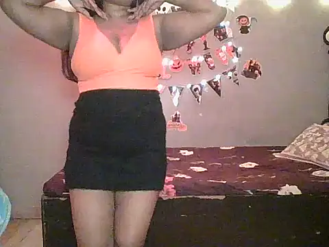 Snapshot of Your-love-12 chatting on October 30, 7:58 pm Your-love-12 online show from October 30, 7:58 pm