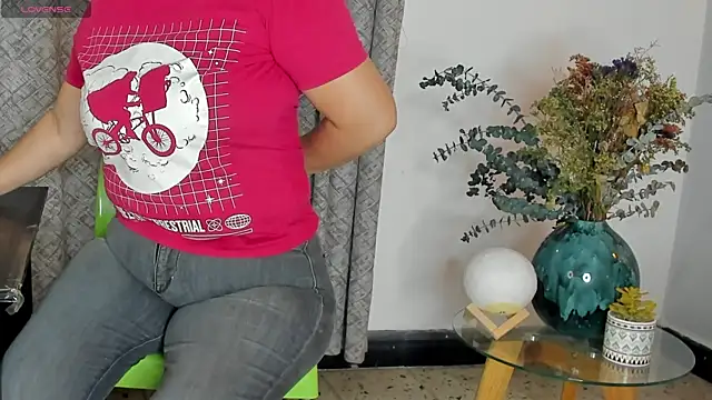 angelswets online show from October 12, 1:10 pm