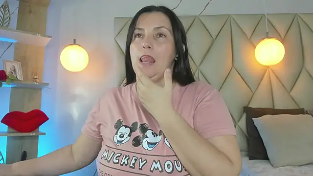 angelswets online show from April 1, 2:03 pm