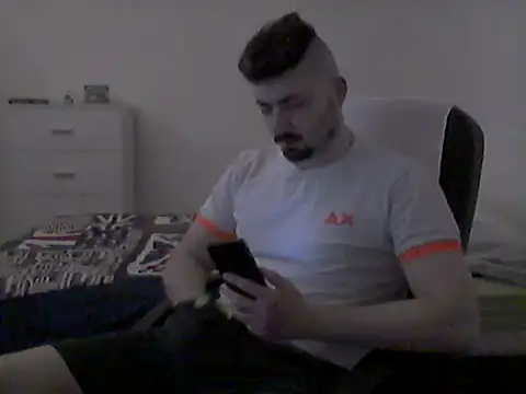 Snapshot of Hkl95555 chatting on October 14, 10:54 pm Hkl95555 online show from October 14, 10:54 pm