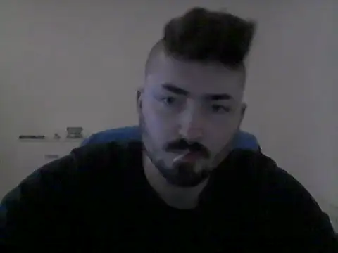 Snapshot of Hkl95555 chatting on October 23, 9:13 pm Hkl95555 online show from October 23, 9:13 pm