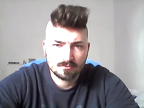 Snapshot of Hkl95555 chatting on November 19, 10:59 am Hkl95555 online show from November 19, 10:59 am