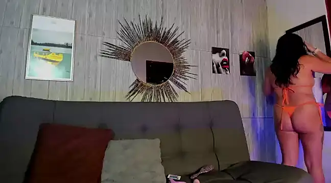Snapshot of karla_999 chatting on December 21, 1:15 am karla 999 online show from December 21, 1:15 am