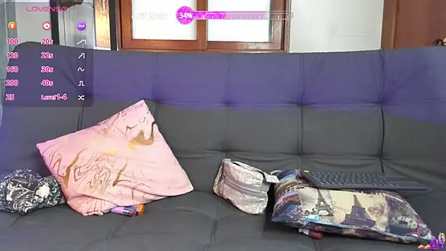 Snapshot of karla_999 chatting on February 15, 2:15 am karla 999 online show from February 15, 2:15 am