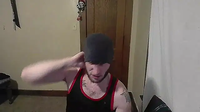 Snapshot of AlvinFoxx chatting on January 19, 7:04 am AlvinFoxx online show from January 19, 7:04 am