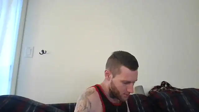 Snapshot of AlvinFoxx chatting on November 3, 12:39 pm AlvinFoxx online show from November 3, 12:39 pm