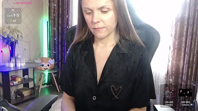 JessieOMays online show from May 3, 11:16 am