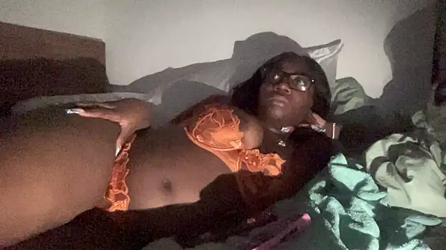 AveryJ99 online show from February 11, 9:42 am