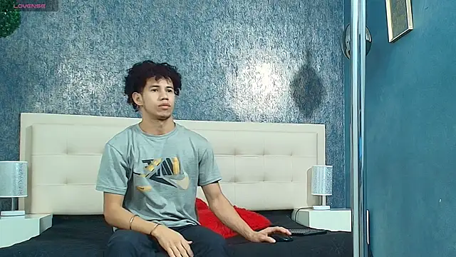 Snapshot of Erick_Zhimerman chatting on November 27, 4:58 am Erick Zhimerman online show from November 27, 4:58 am