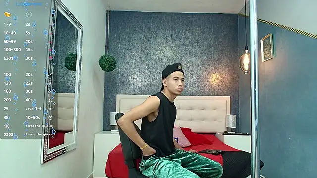 Snapshot of Erick_Zhimerman chatting on February 2, 4:11 am Erick Zhimerman online show from February 2, 4:11 am