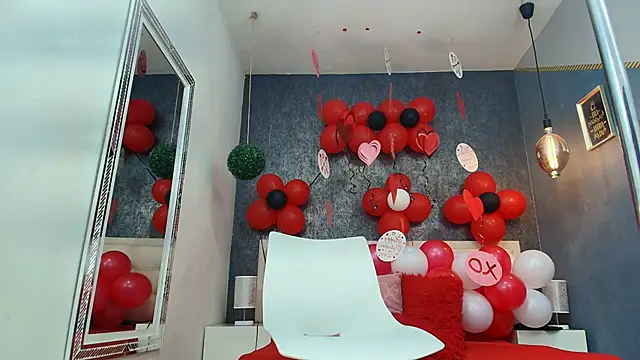 Snapshot of Erick_Zhimerman chatting on February 12, 3:56 am Erick Zhimerman online show from February 12, 3:56 am