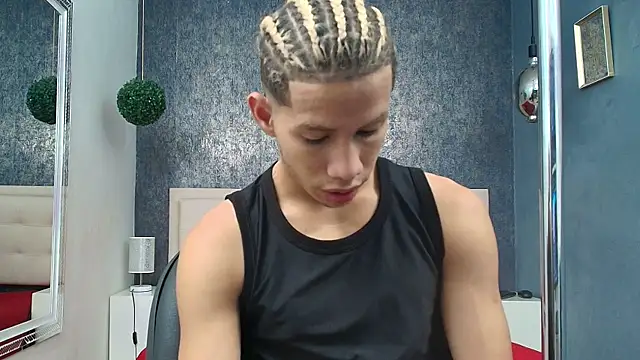 Snapshot of Erick_Zhimerman chatting on February 27, 4:12 am Erick Zhimerman online show from February 27, 4:12 am