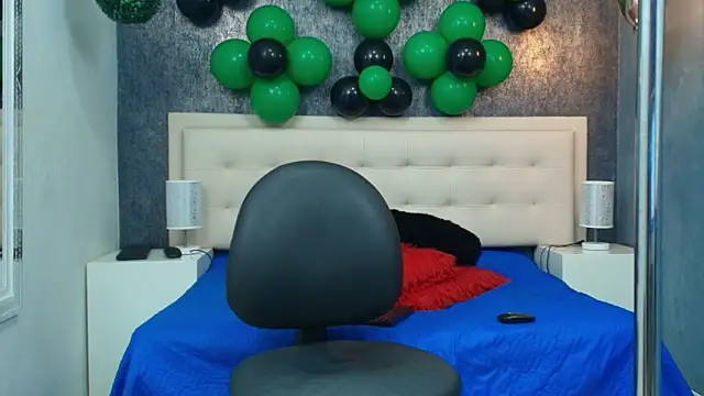 Snapshot of Erick_Zhimerman chatting on March 16, 4:07 am Erick Zhimerman online show from March 16, 4:07 am