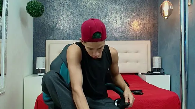 Snapshot of Erick_Zhimerman chatting on March 25, 4:07 am Erick Zhimerman online show from March 25, 4:07 am