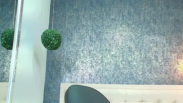 Snapshot of Erick_Zhimerman chatting on April 11, 12:42 pm Erick Zhimerman online show from April 11, 12:42 pm